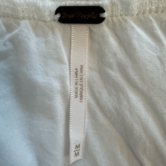 Free People Sweetest Thing White Embroidered Lace shirt Cottagecore romantic M - Picture 9 of 11